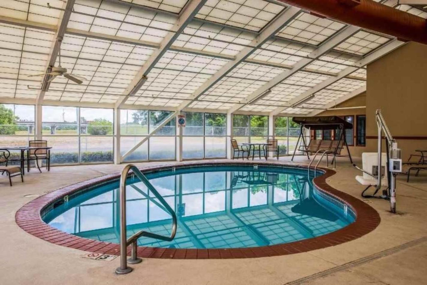 The Marco Hotel بحيرة تشارلز المظهر الخارجي الصورة